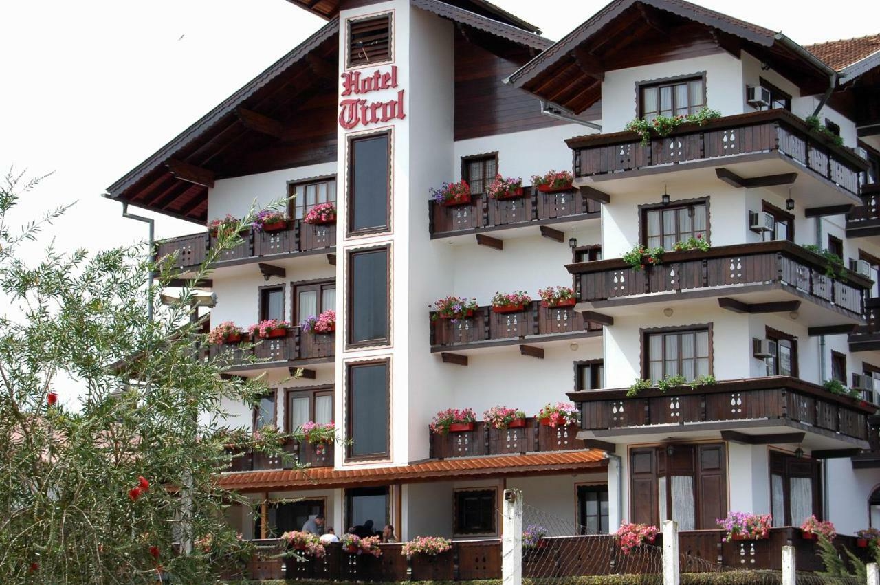 Hotel Tirol Treze Tílias Dış mekan fotoğraf